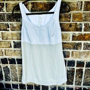LuLulemon tank top with drawstring. NWOT
